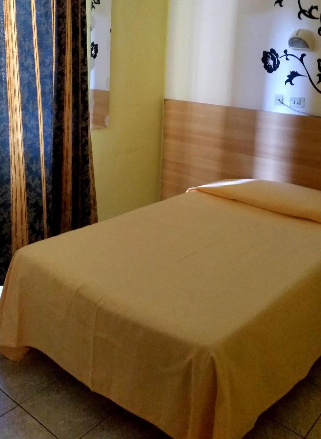 Hotel Stazione Novara Eksteriør billede